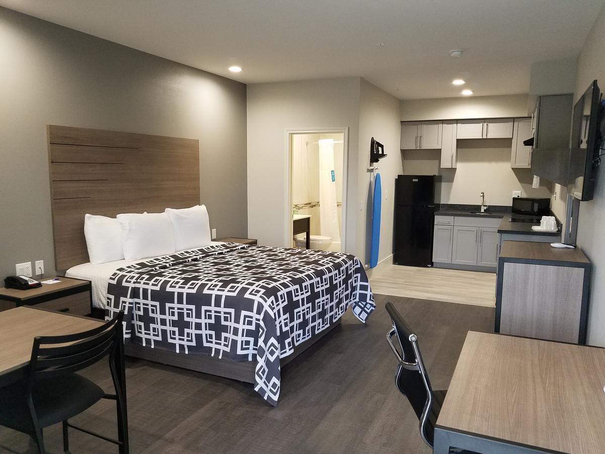 Palace Inn Blue Tomball Parkway Хюстън Екстериор снимка