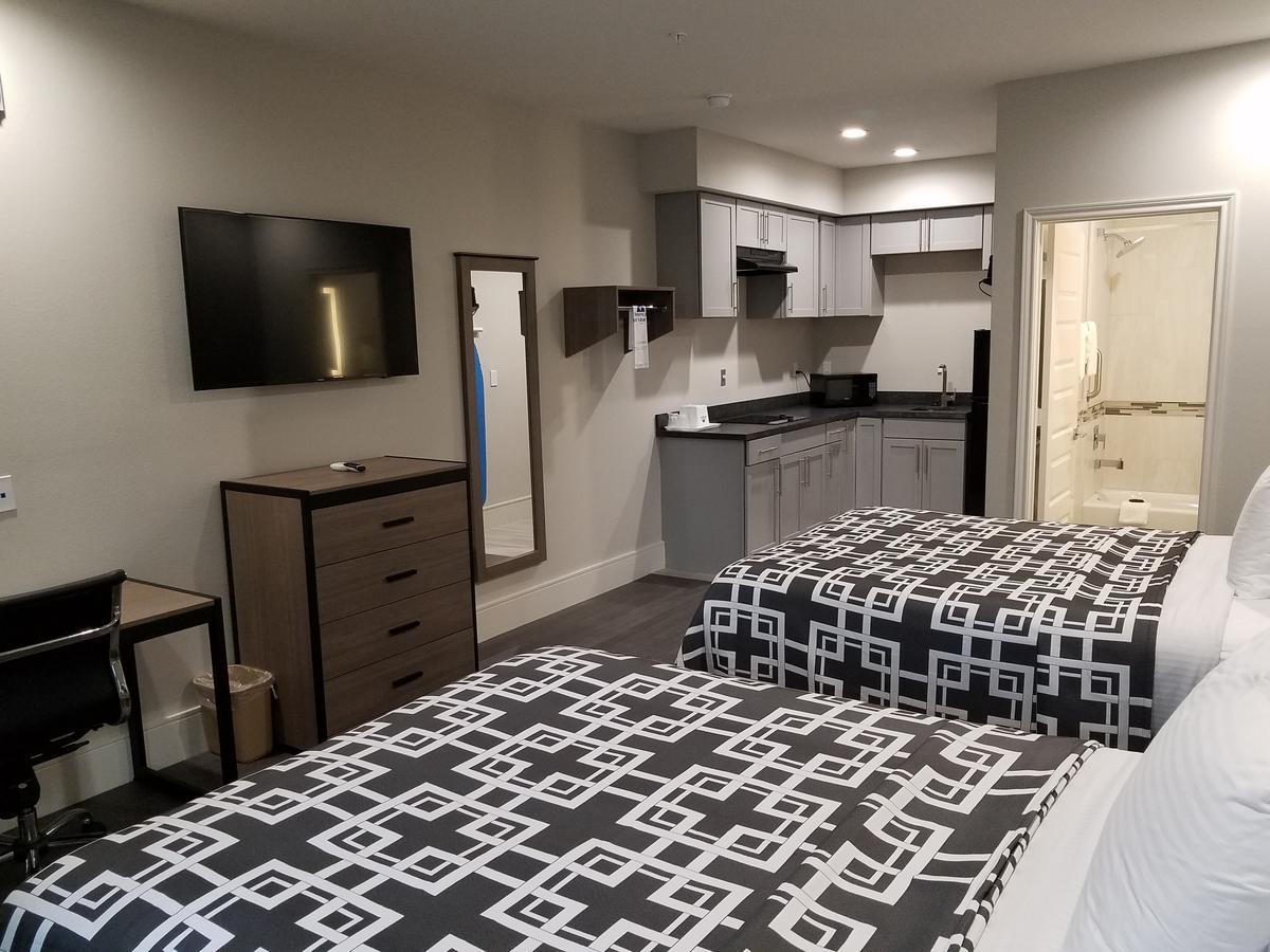 Palace Inn Blue Tomball Parkway Хюстън Екстериор снимка