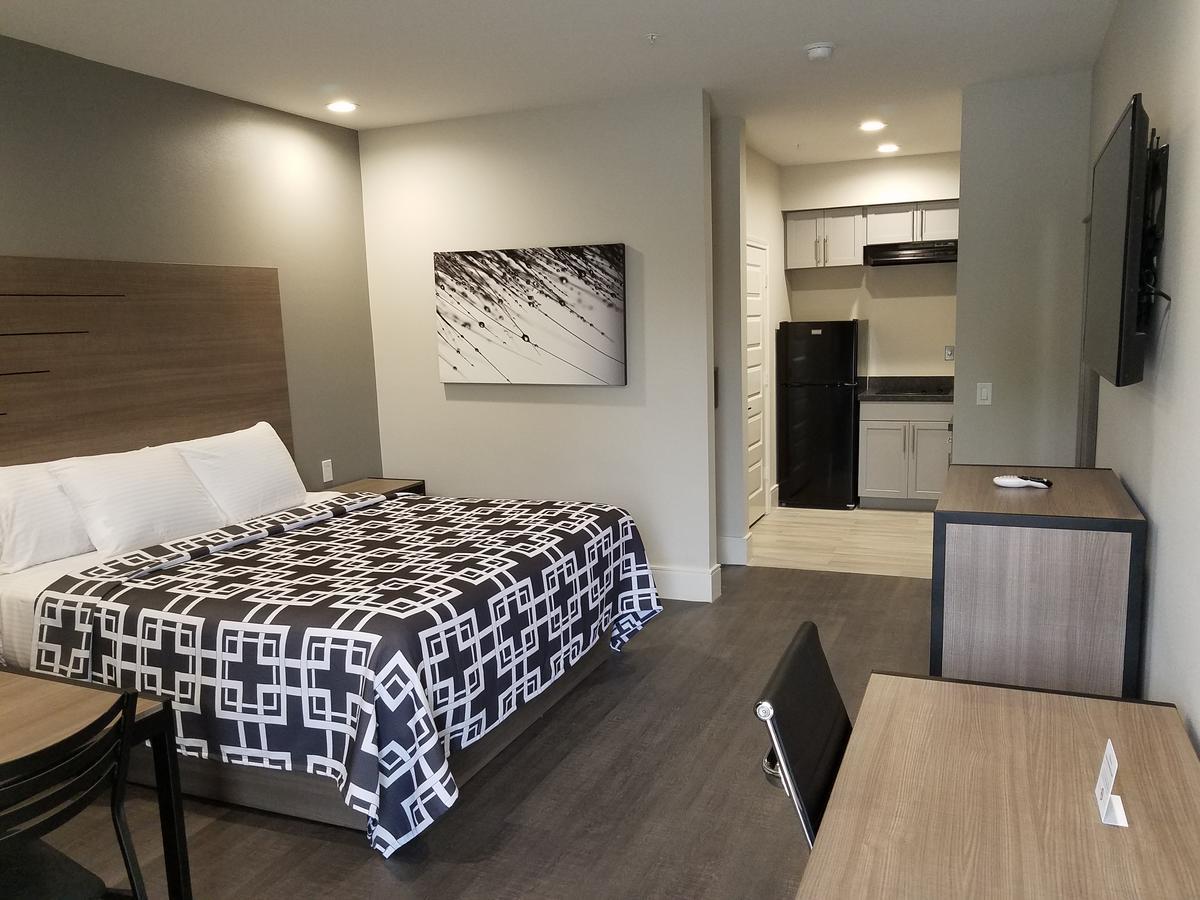 Palace Inn Blue Tomball Parkway Хюстън Екстериор снимка