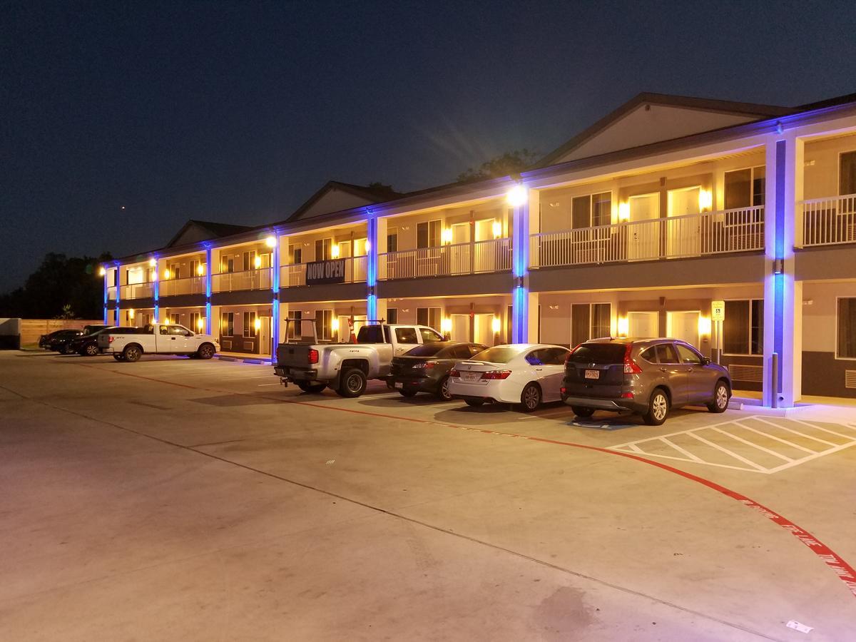 Palace Inn Blue Tomball Parkway Хюстън Екстериор снимка